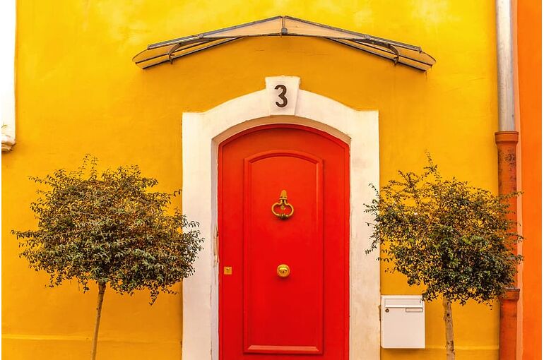 city-and-urban-door-doors-hd-wallpaper