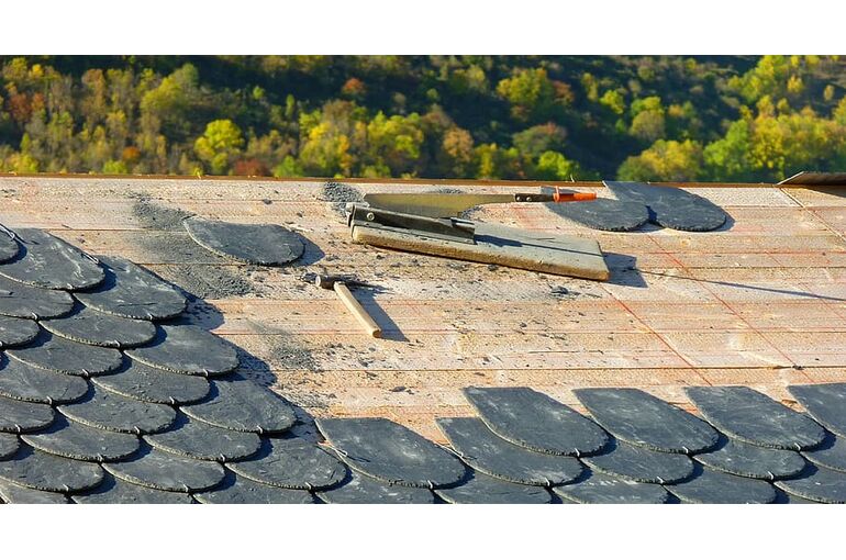 roofing-carpenter-roofer-slate