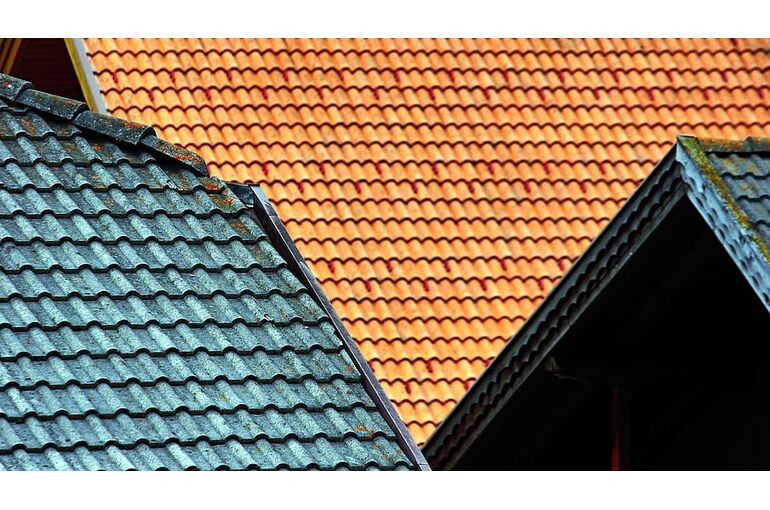 brown-and-green-house-roof